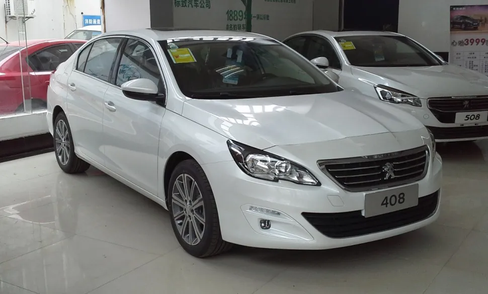 Peugeot 408 II