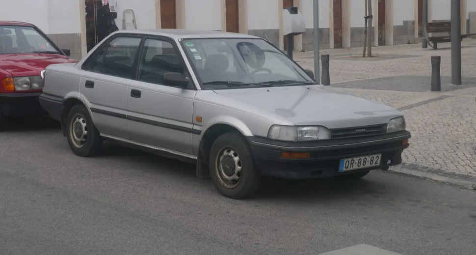 Toyota Corolla VI (E90)