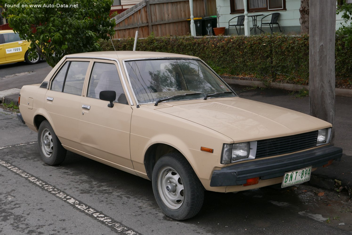 Toyota Corolla IV (E70)