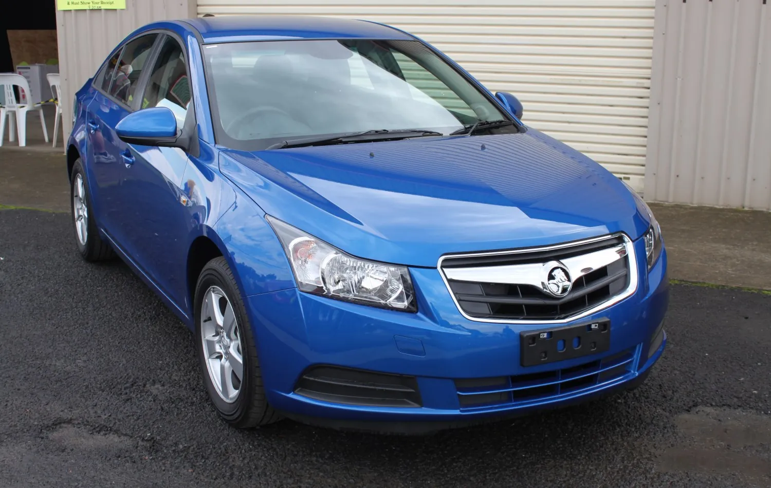 Holden Cruze Sedan (JG)
