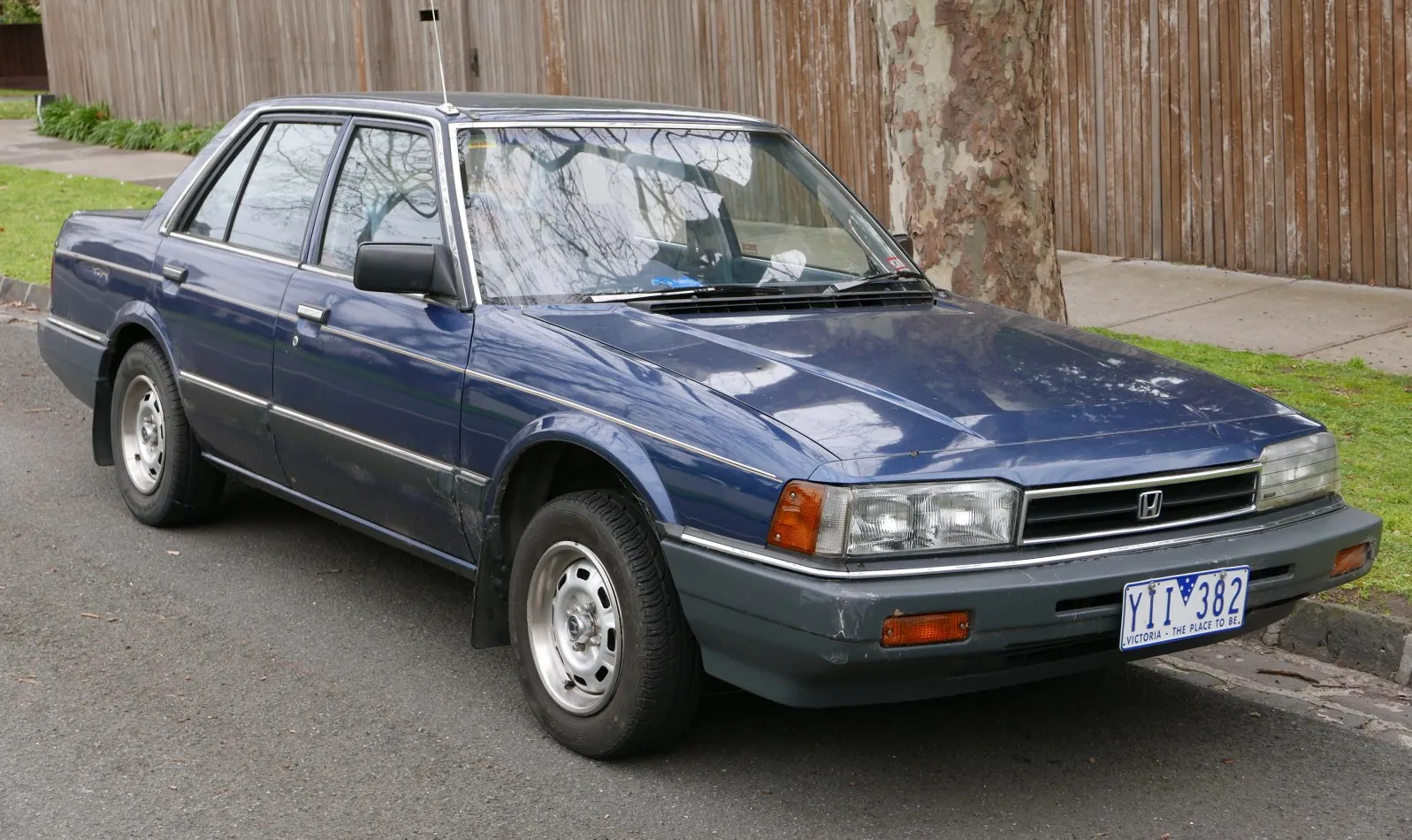 Honda Accord II (AC,AD facelift 1983)