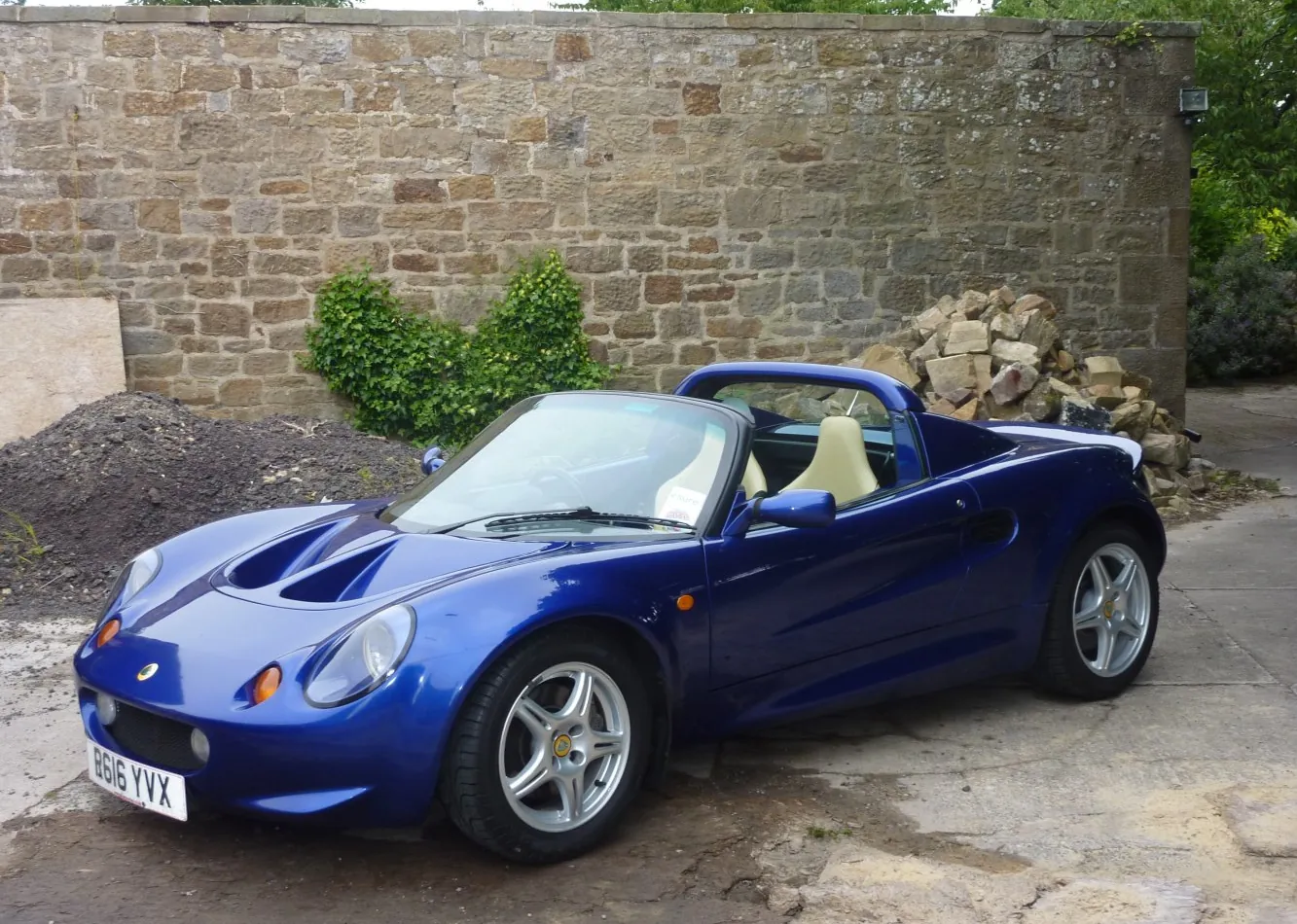 Lotus Elise (Series 1)