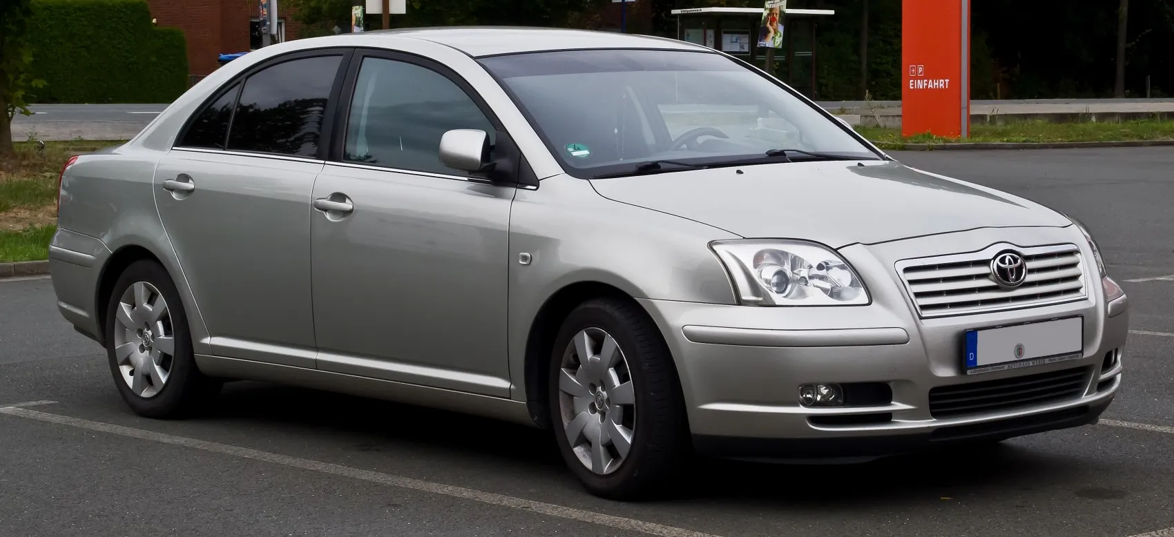 Toyota Avensis II
