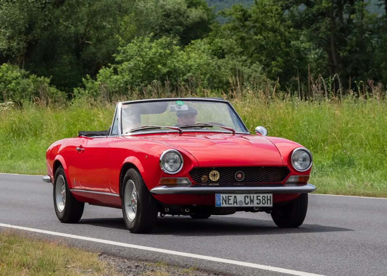 Fiat 124 Spider