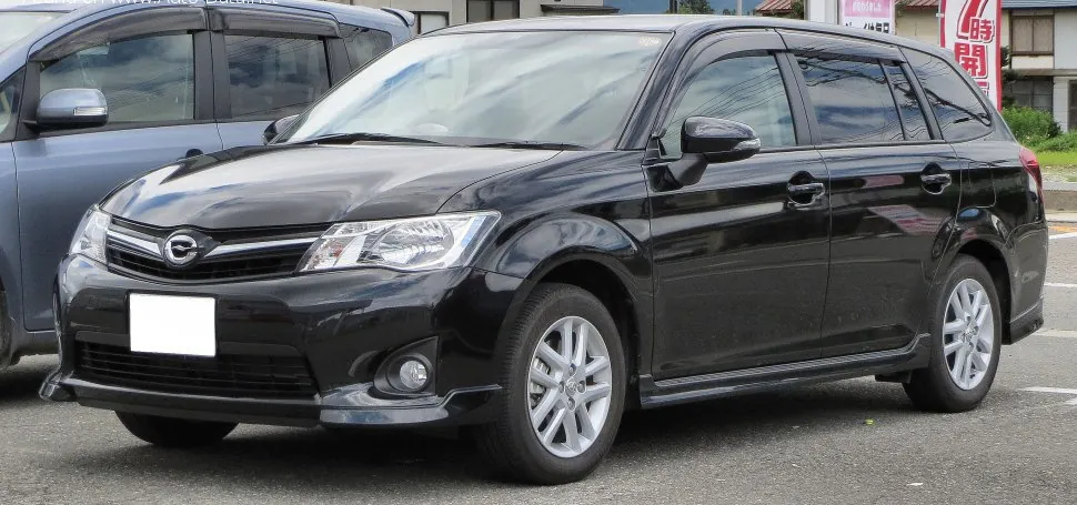 Toyota Corolla Fielder XI