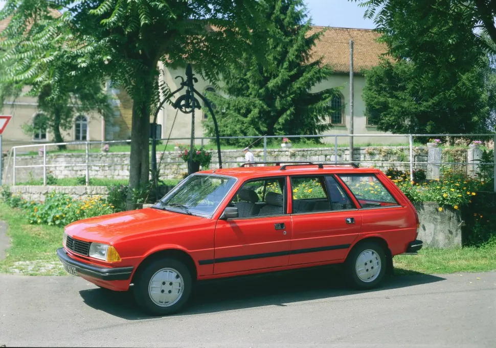 Peugeot 305 II Break (581E)
