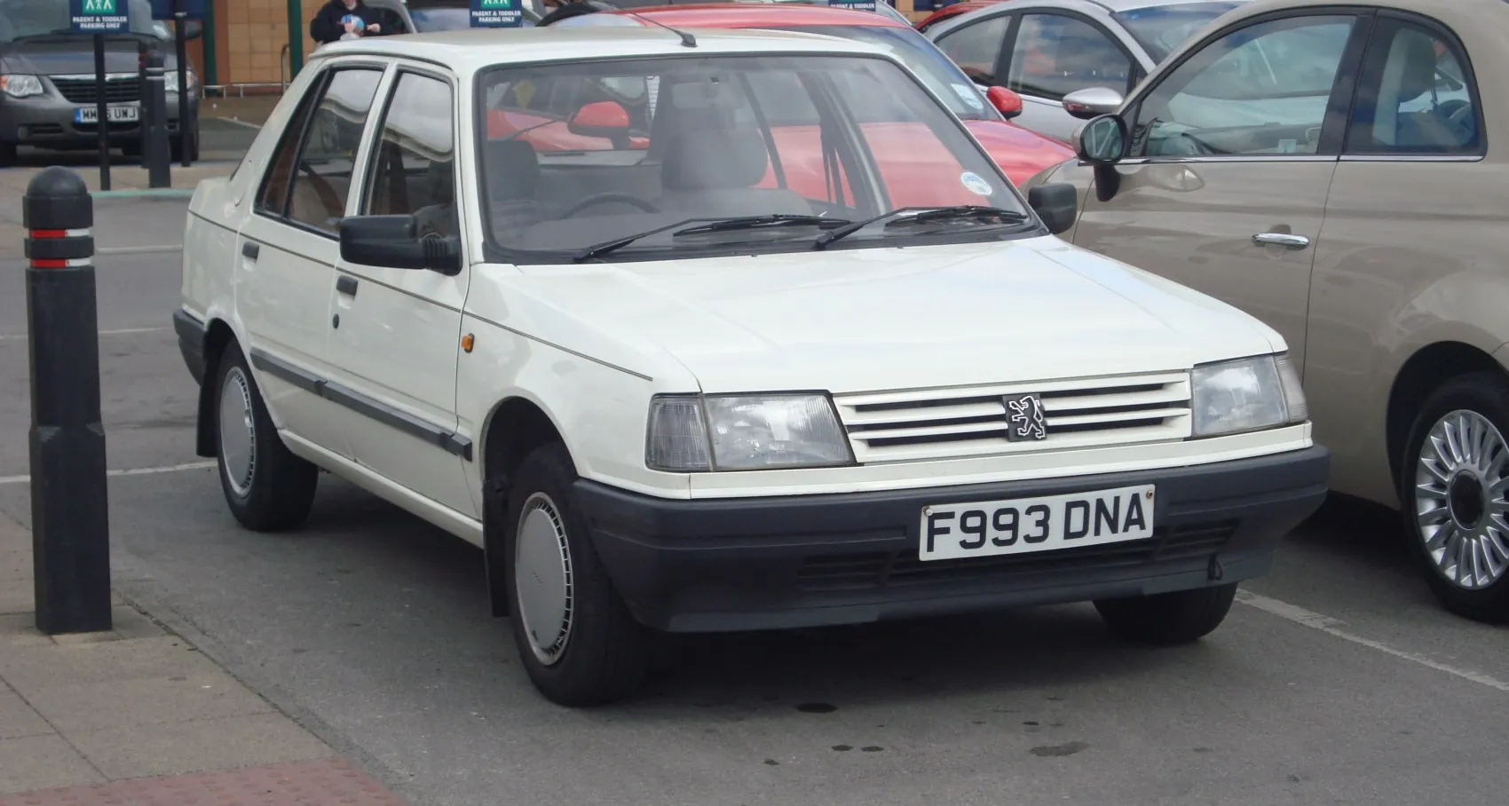 Peugeot 309 (10C,10A)
