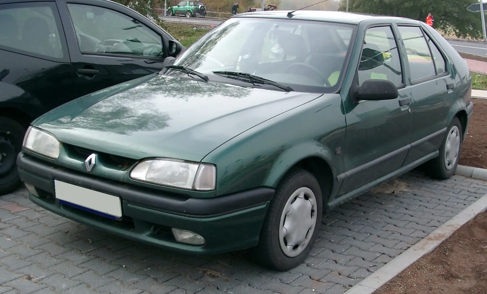 Renault 19 (B/C53) (facelift 1992)