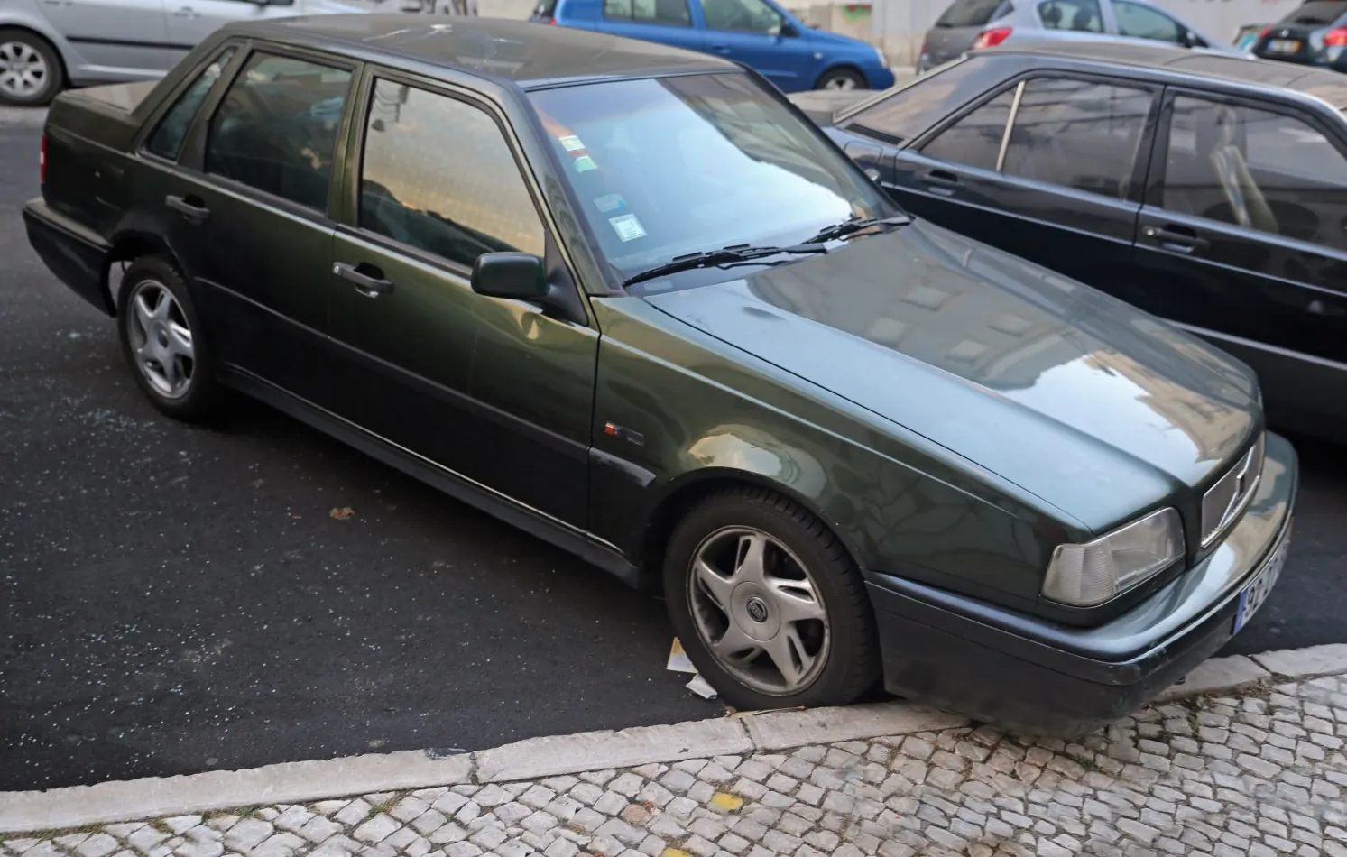 Volvo 460 L (464)