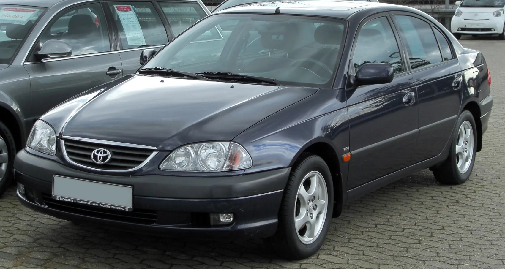 Toyota Avensis (T22)