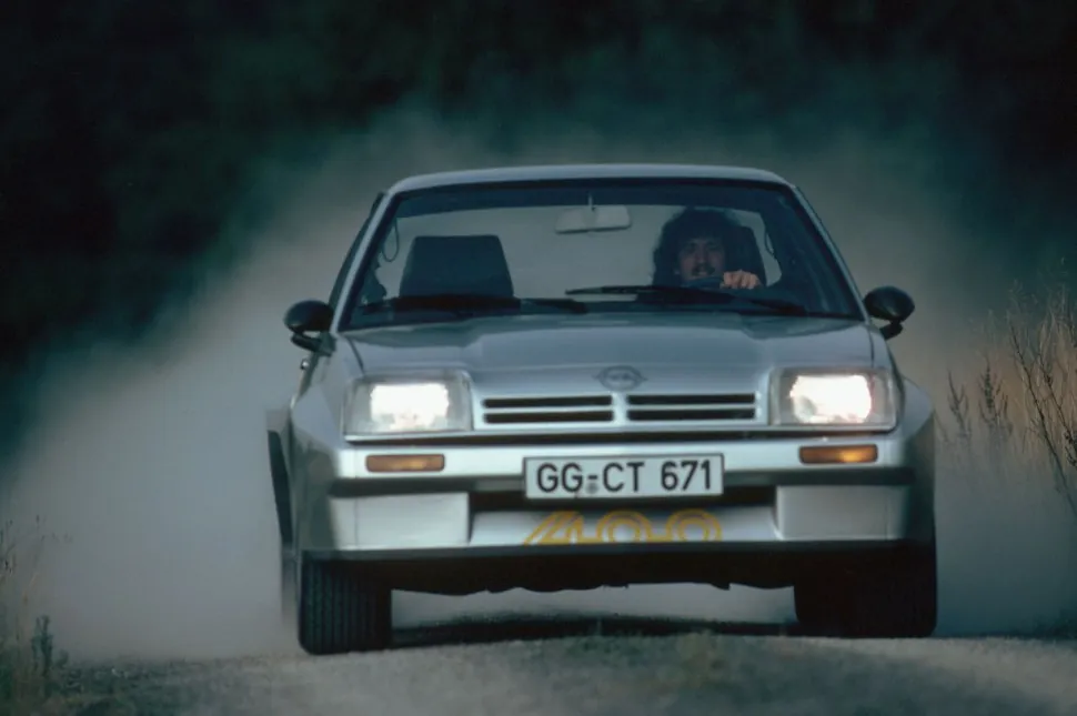 Opel Manta B (facelift 1982)