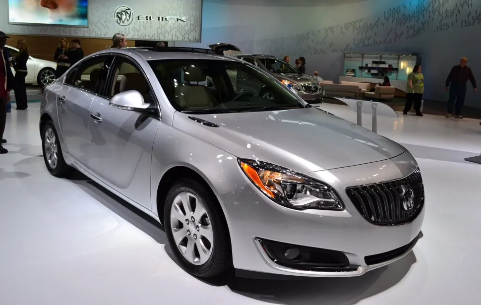Buick Regal V Sedan (facelift 2014)