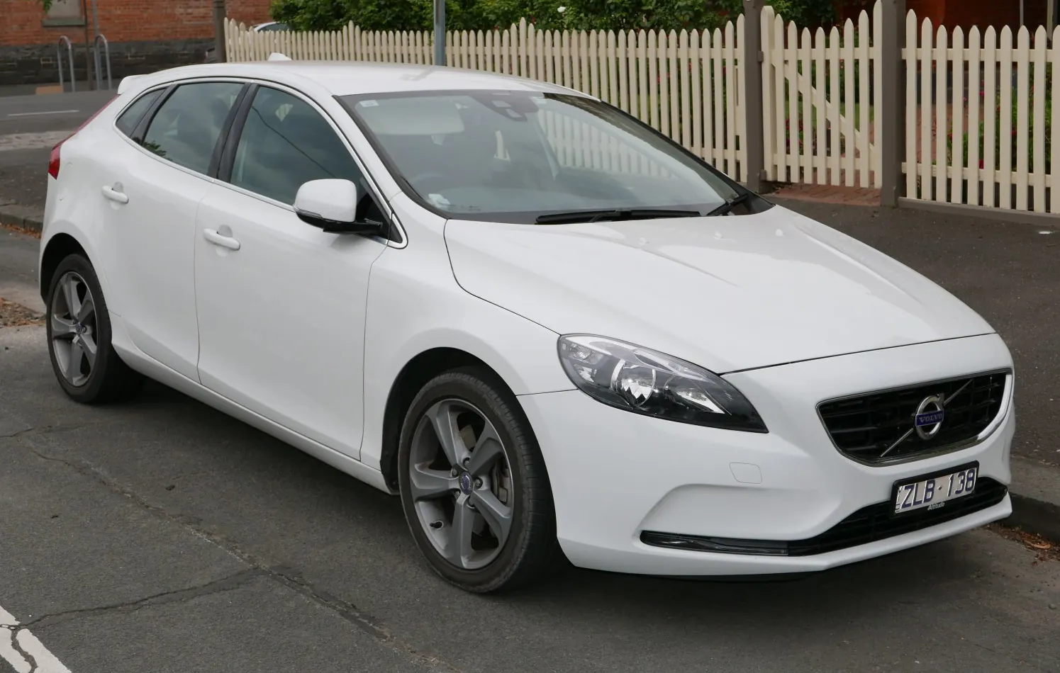 Volvo V40 (2012)
