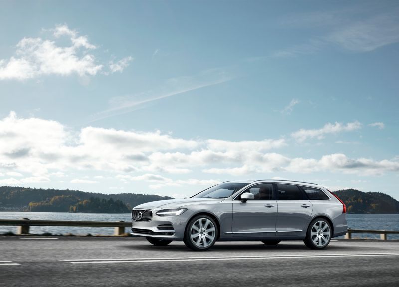 Volvo V90 (2016)