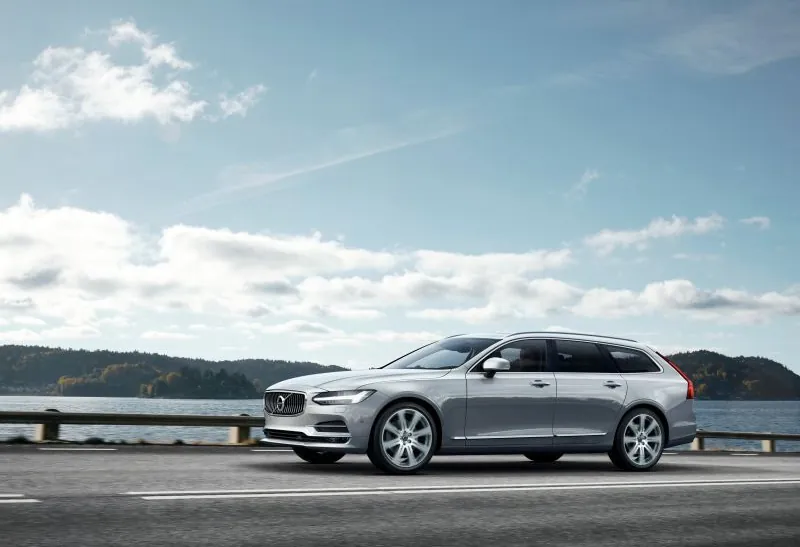 Volvo V90 (2016)