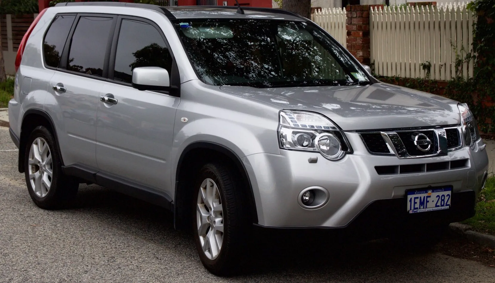 Nissan X-Trail II (T31, facelift 2010)