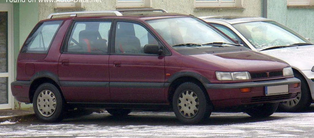 Mitsubishi Space Wagon II