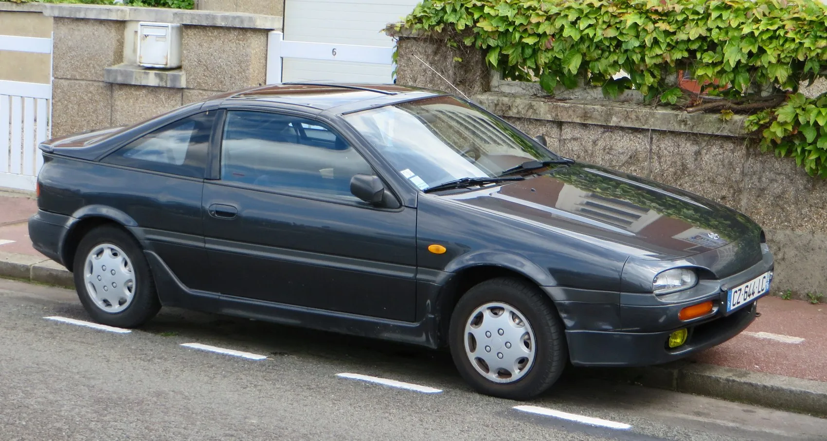 Nissan 100 NX (B13)