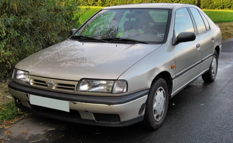 Nissan Primera Hatch (P10)