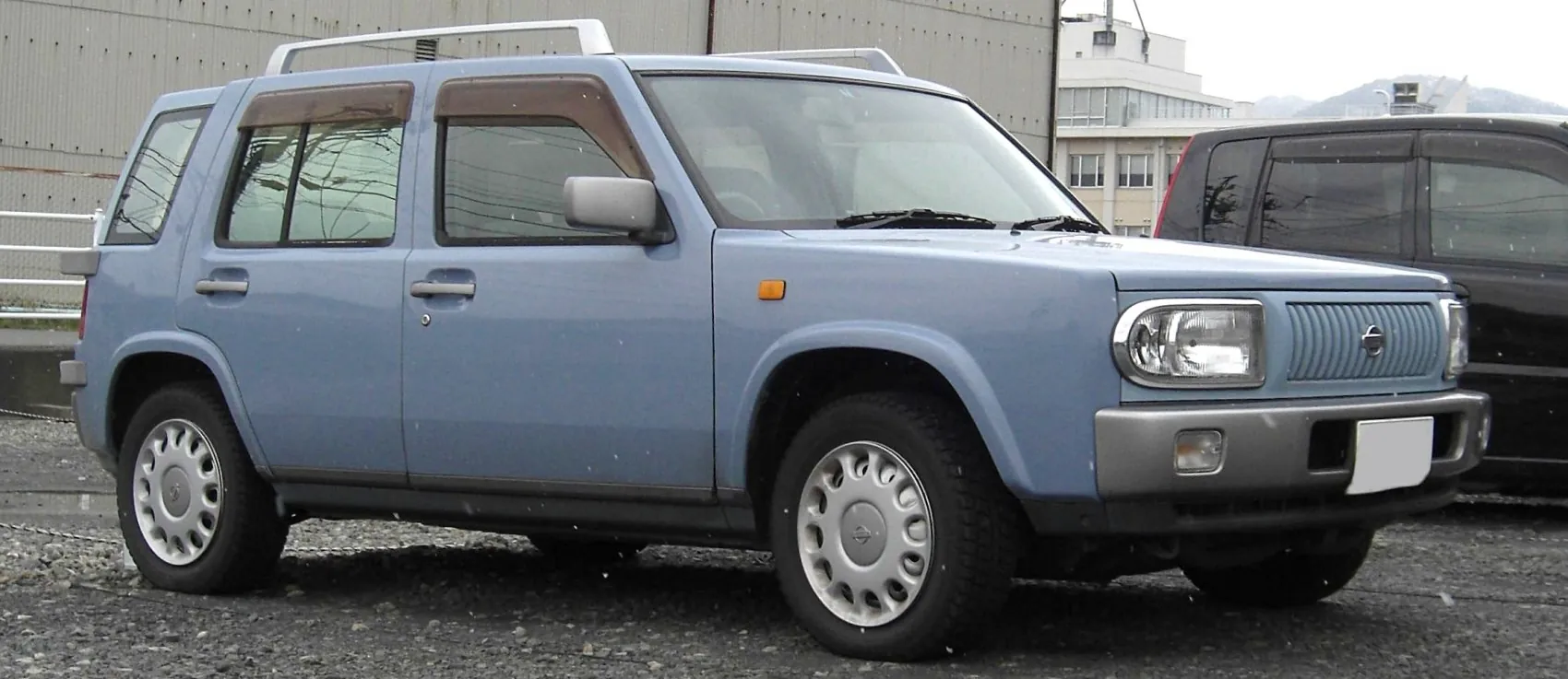 Nissan Rasheen