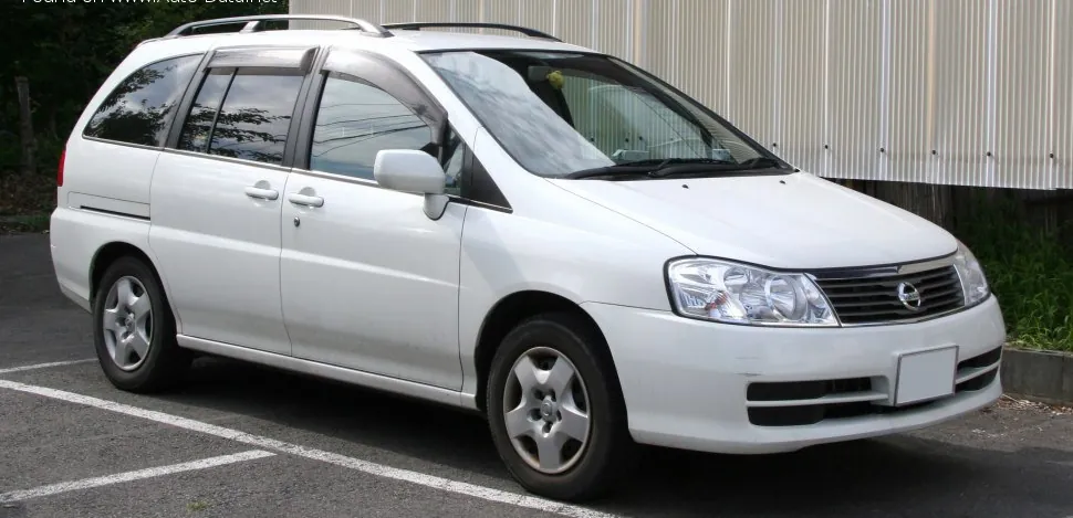 Nissan Prairie (M12)