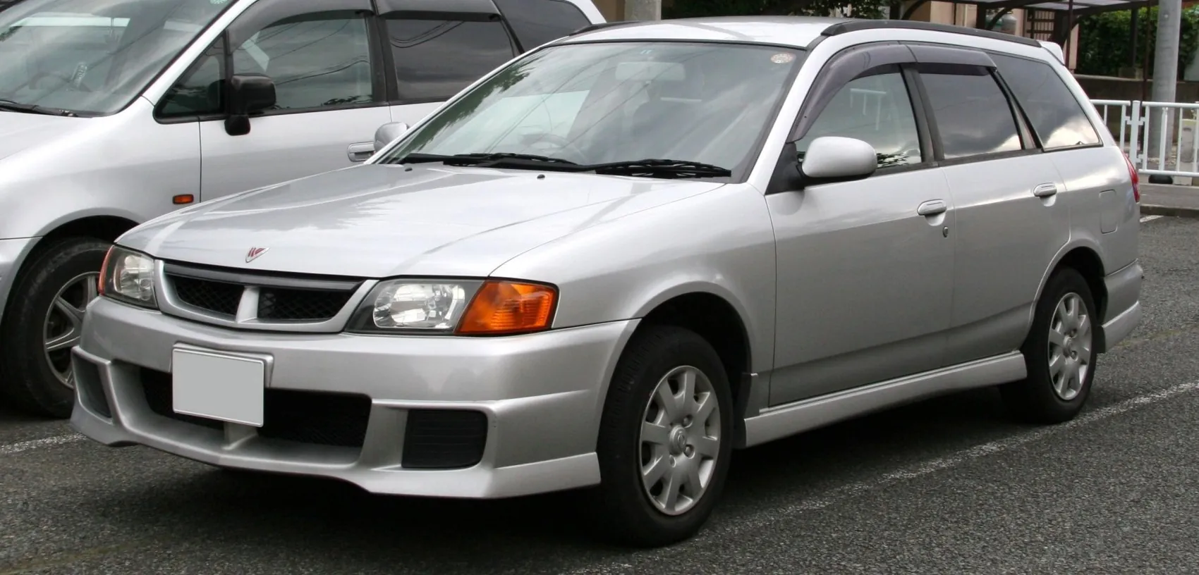 Nissan Wingroad (Y11)