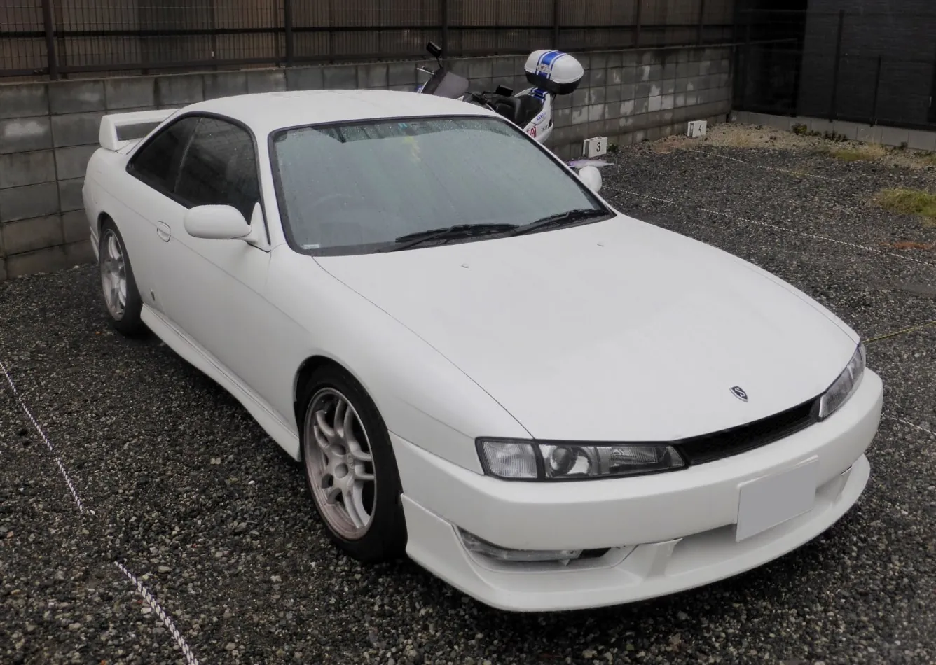 Nissan Silvia (S14)