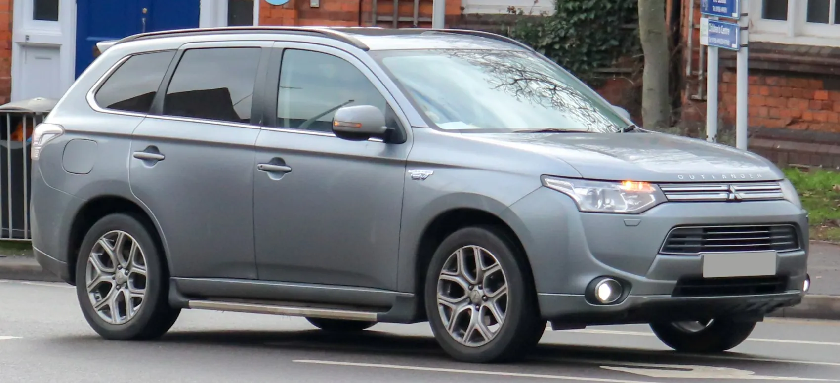 Mitsubishi Outlander III