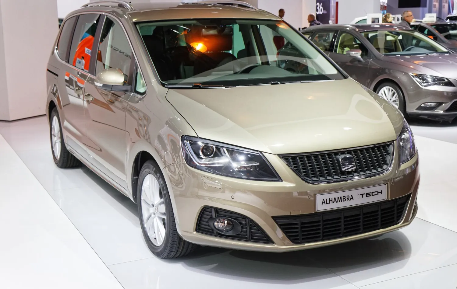 Seat Alhambra II (7N)