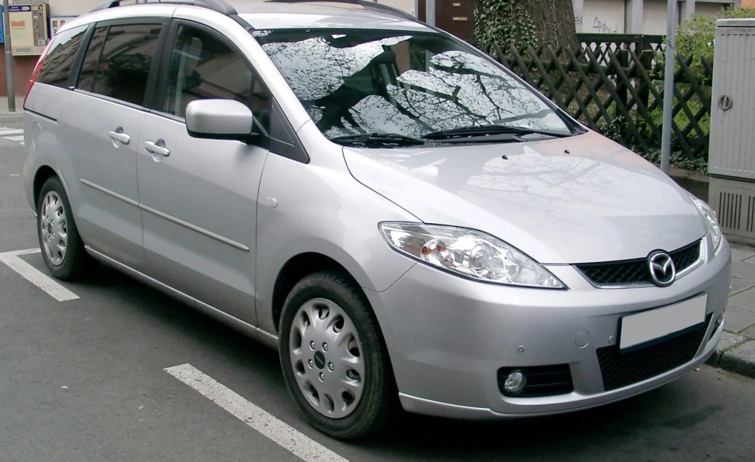Mazda 5 I
