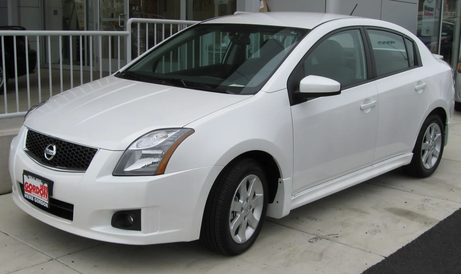 Nissan Sentra VI