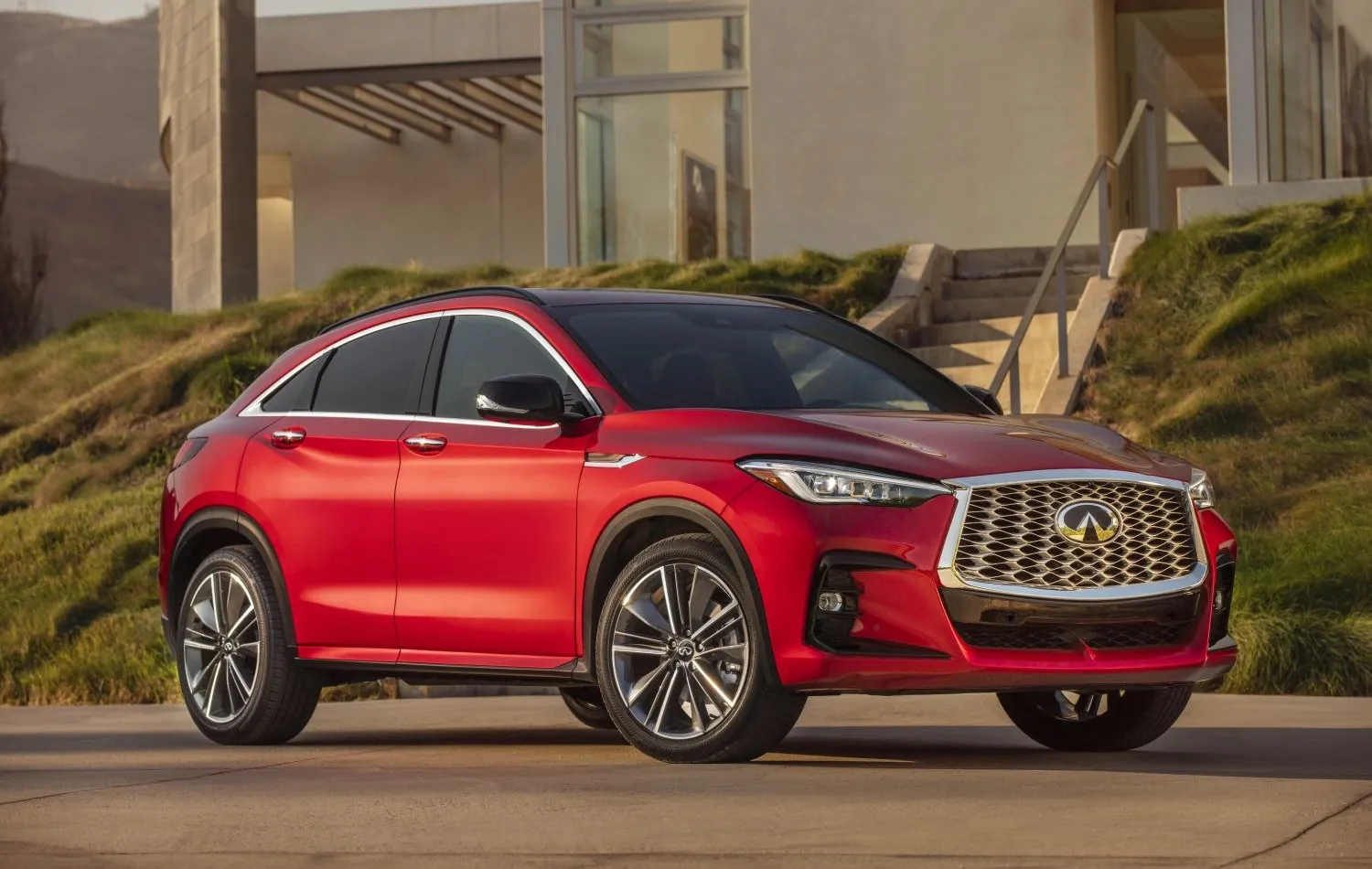 Infiniti QX55