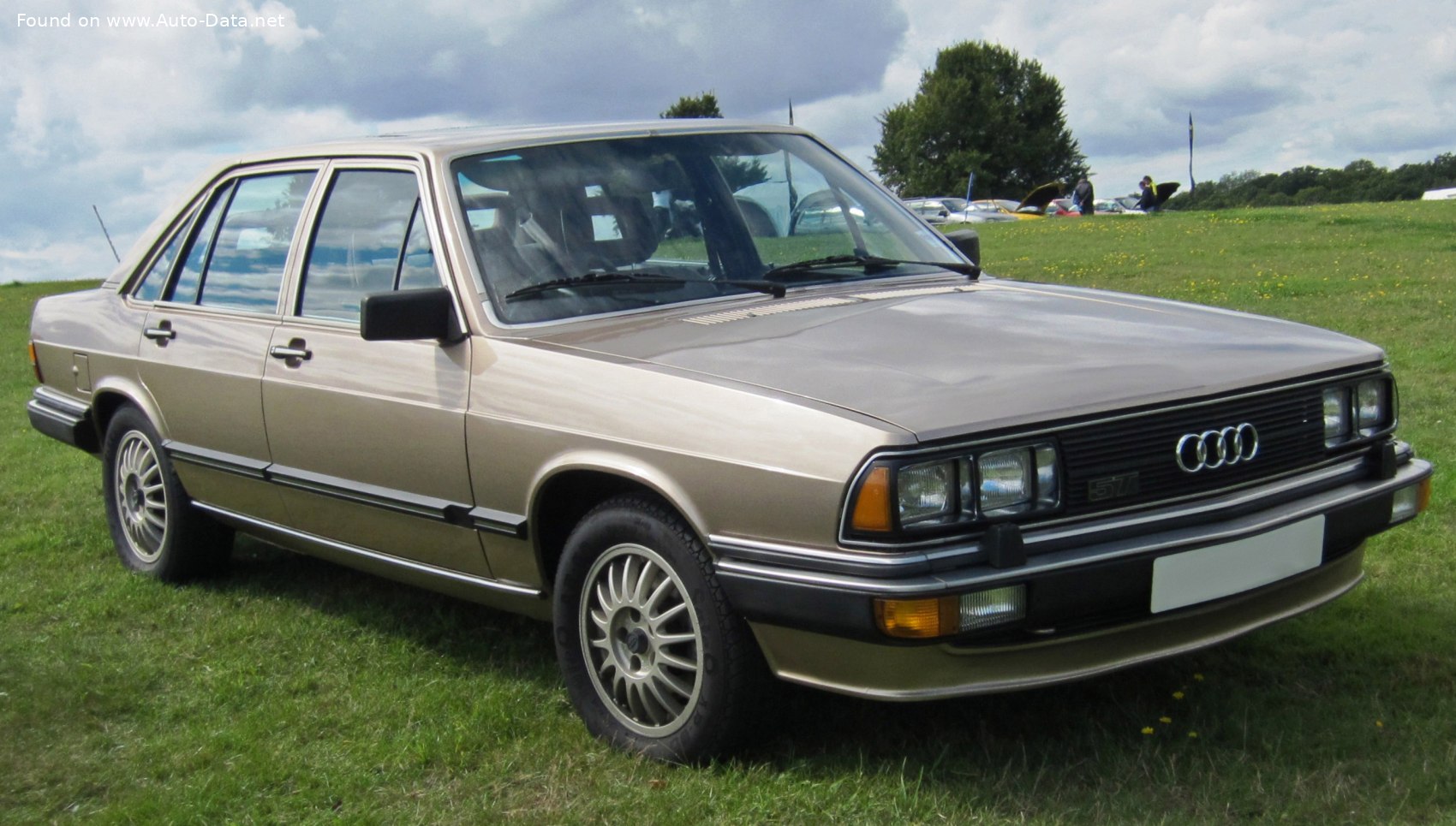 Audi 200 (C2, Typ 43)