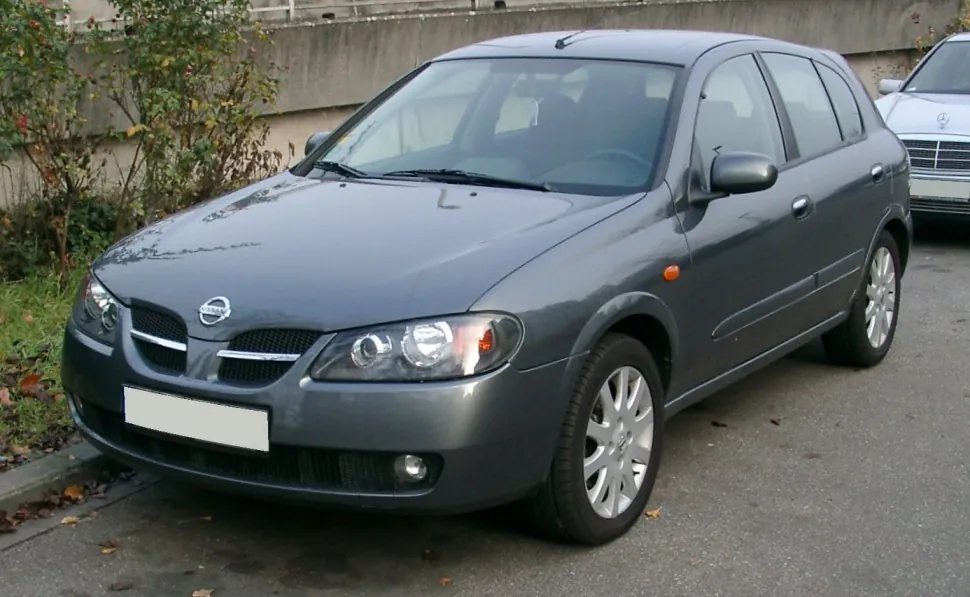 Nissan Almera II Hatchback (N16, facelift 2003)