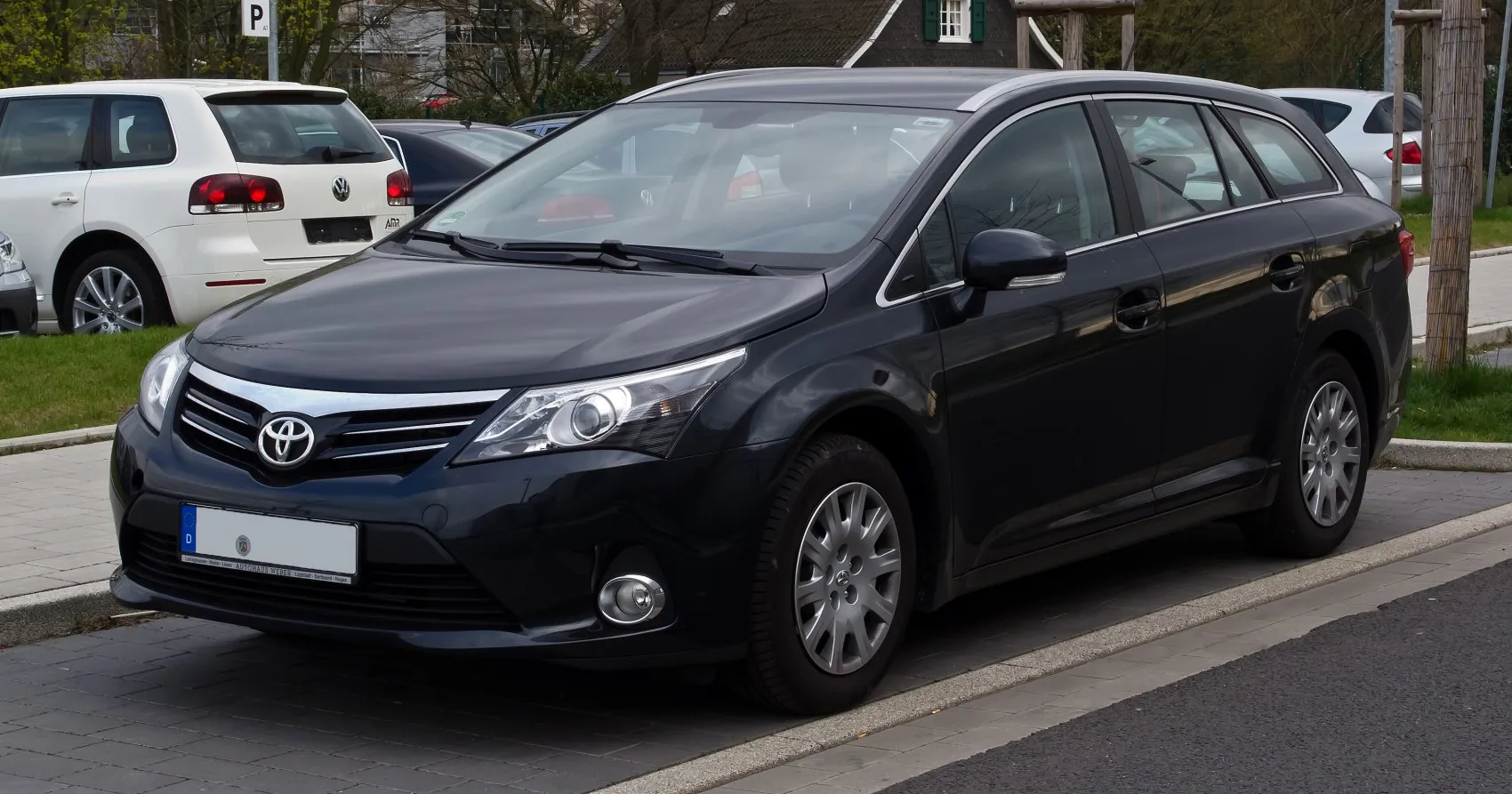 Toyota Avensis III Wagon (facelift 2012)