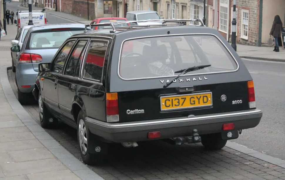 Vauxhall Carlton Mk II Estate (facelift 1982)