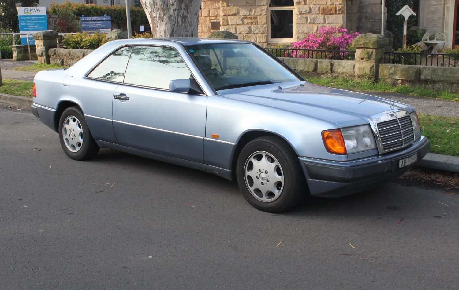 Mercedes-Benz C124 (facelift 1989)