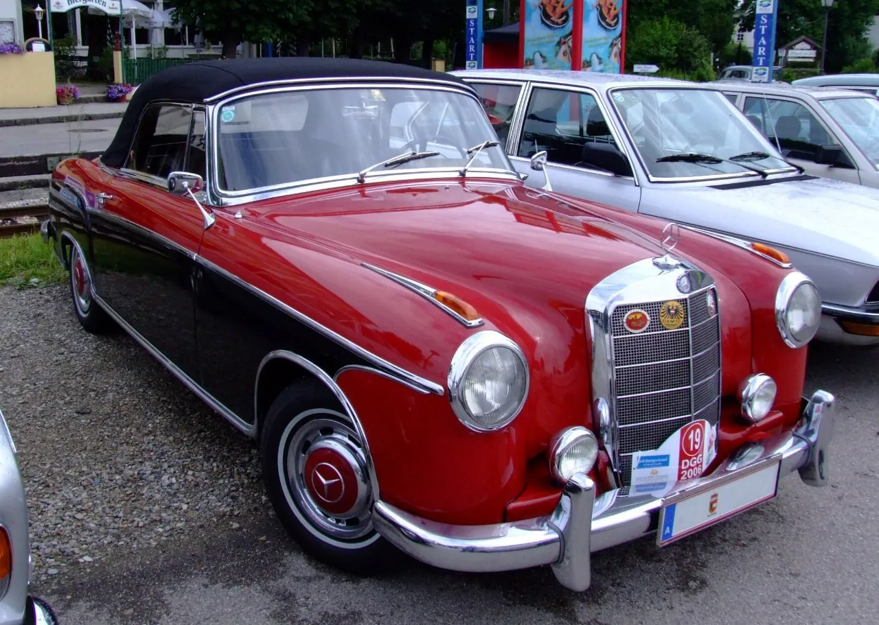 Mercedes-Benz W128 Cabriolet