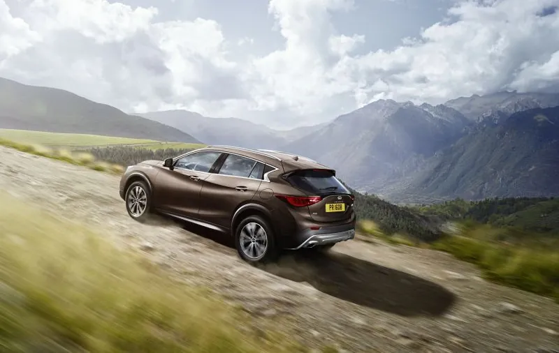Infiniti QX30