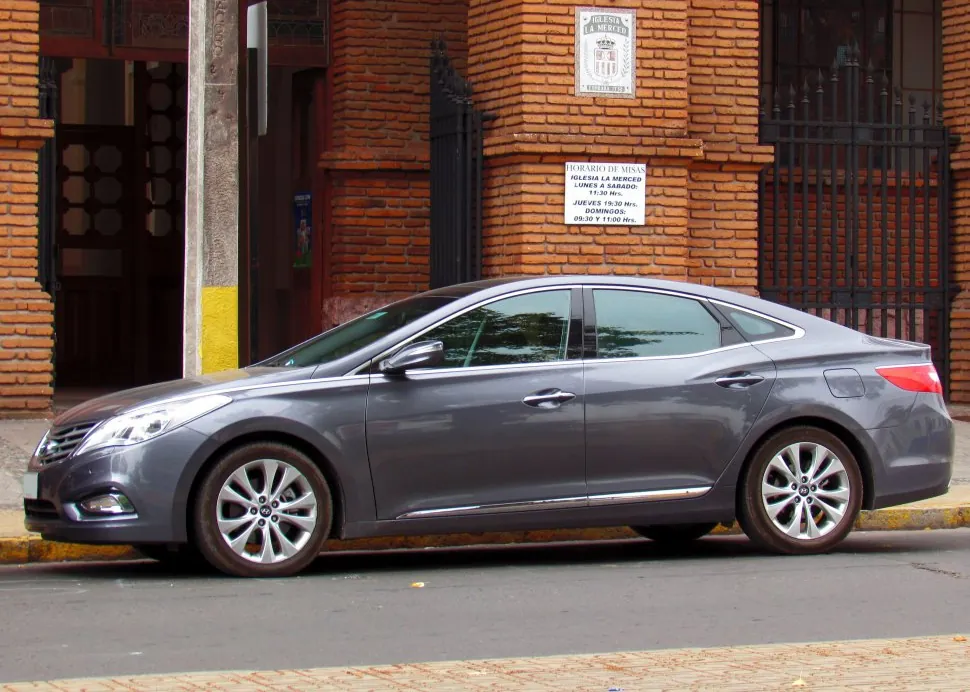 Hyundai Grandeur/Azera V (HG)