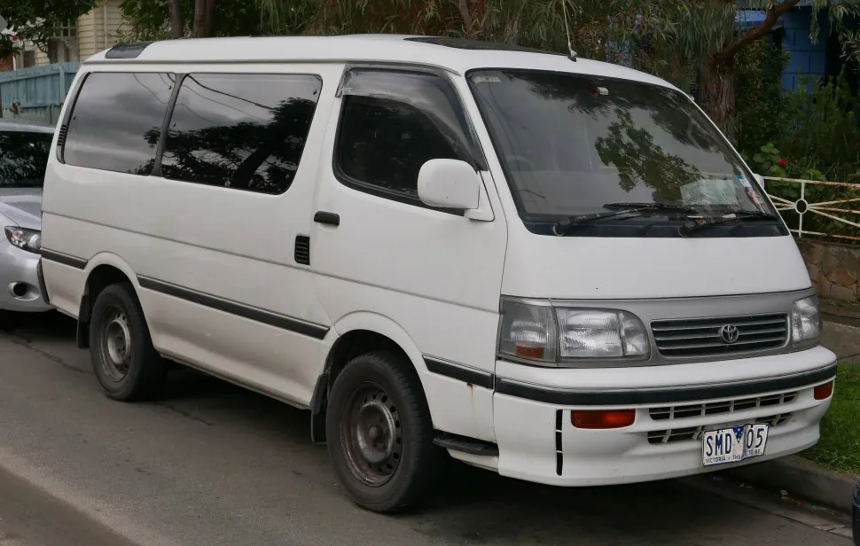 Toyota HiAce IV (H100)