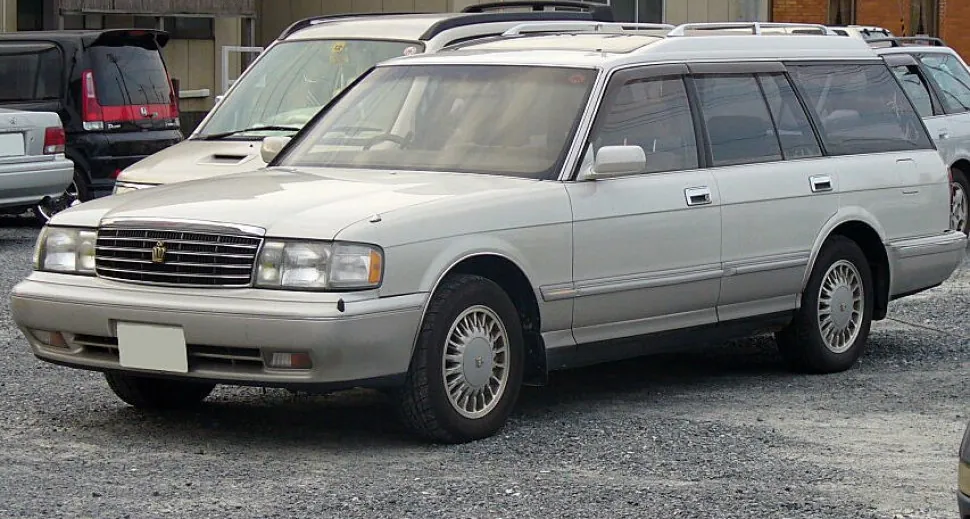 Toyota Crown Wagon (GS130)