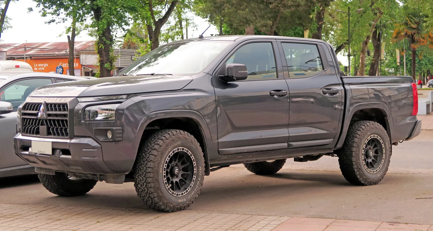 Mitsubishi L200 VI Double Cab