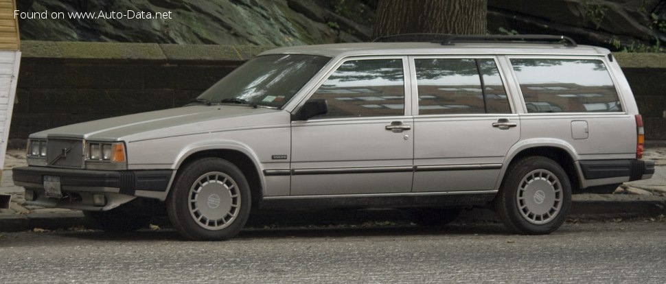 Volvo 740 Combi (745)