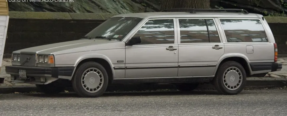 Volvo 740 Combi (745)