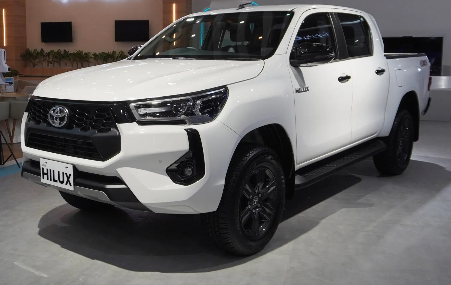 Toyota Hilux Double Cab VIII (facelift 2024)