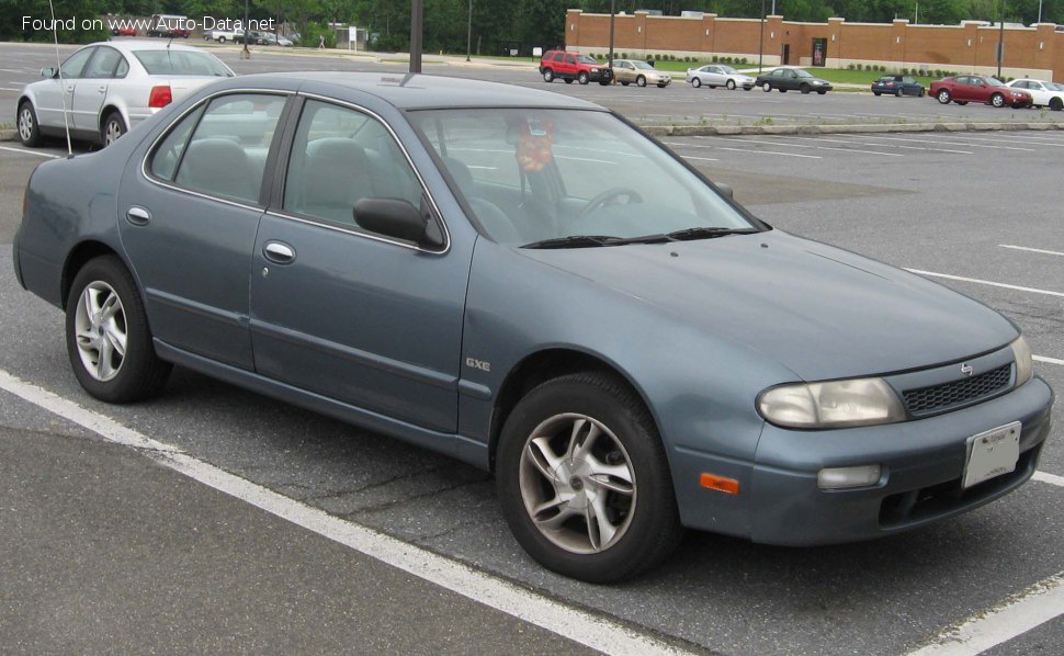 Nissan Altima I