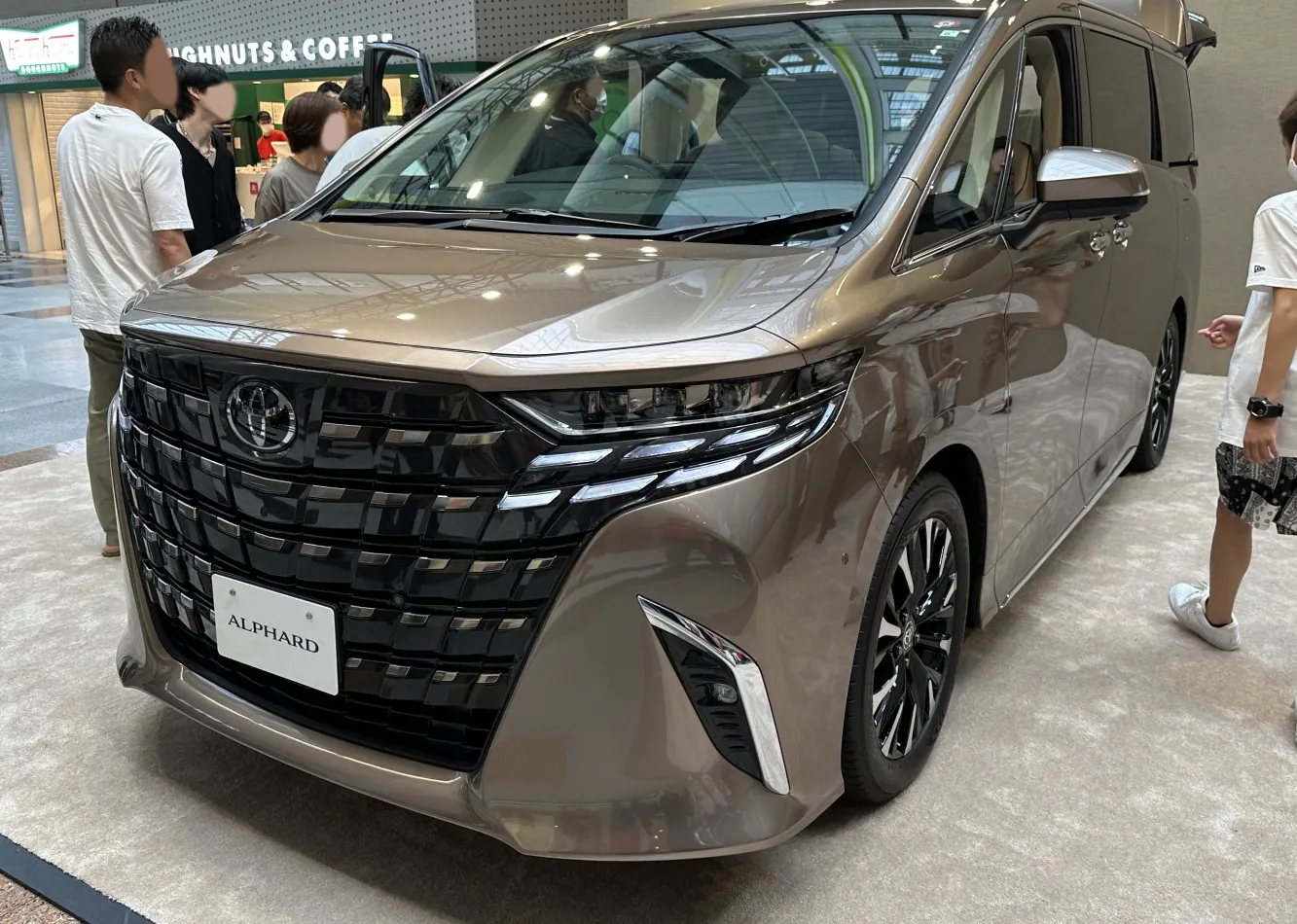 Toyota Alphard IV