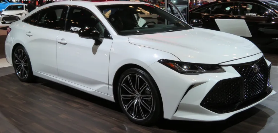 Toyota Avalon V (XX50)