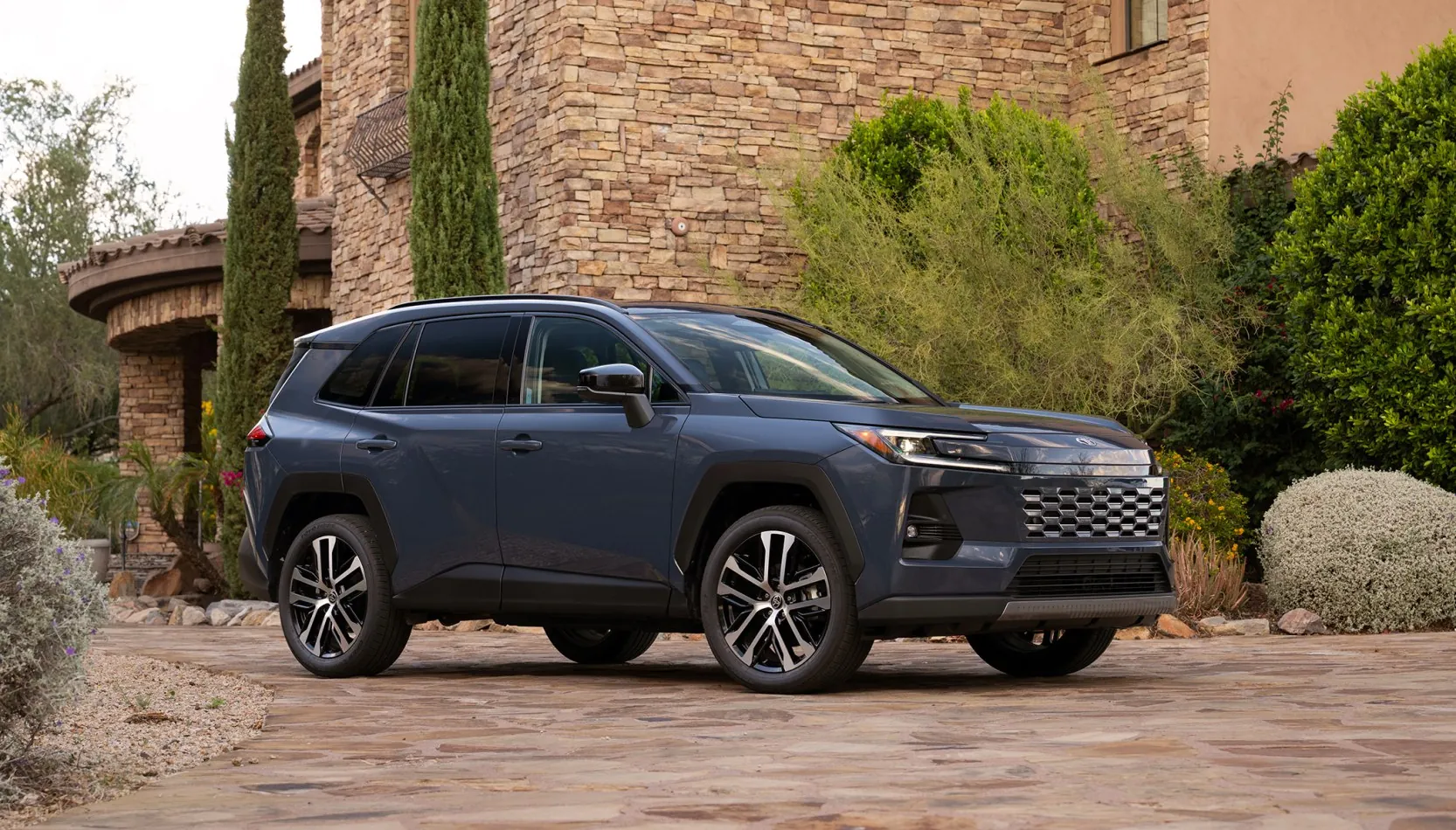 Toyota RAV4 VI